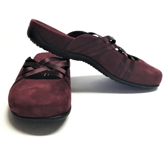 Vionic Rest Claire 8 Ballet Mules Clogs Burgundy - Picture 2 of 8